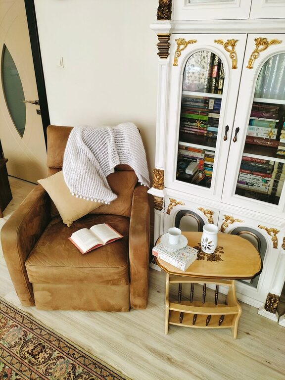 Tips for Creating a Cosy and Inviting Reading Nook in Your Home